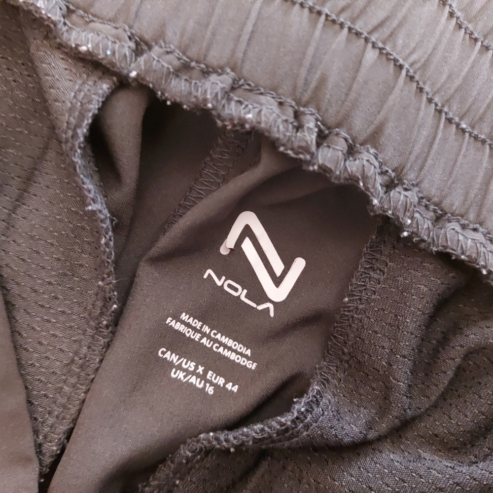 Nola Black Athletic Zip Off Convertable Pants - Picture 4 of 8